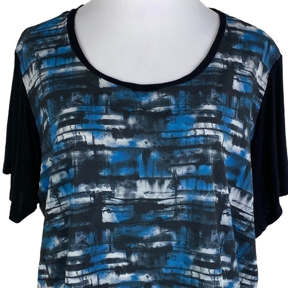 Junarose Blue Black Abstract Pattern Scoop Neck Blouse Women's 20 Hi-Low - Picture 3 of 8